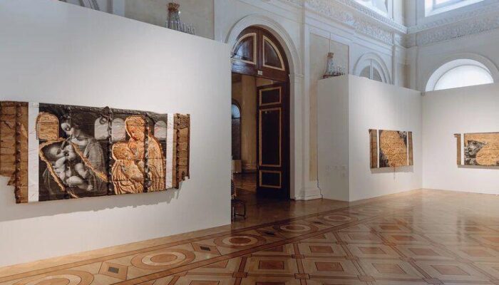 Rejsende købmand Styrke Original Zhang Huan - The first Chinese artist's solo exhibition at the Hermitage -  KT Wong